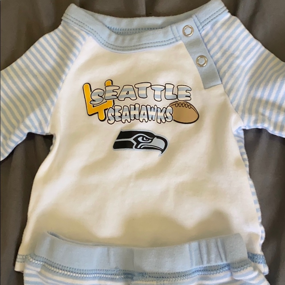 Seattle Seahawks NFL 3 month baby outfit 💚💙 🏈